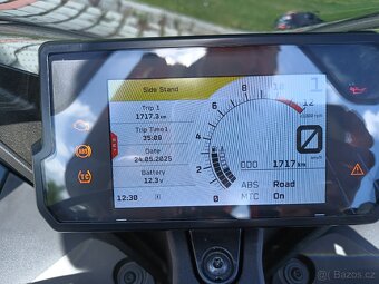 KTM RC 390 quickshifter padáky - 6