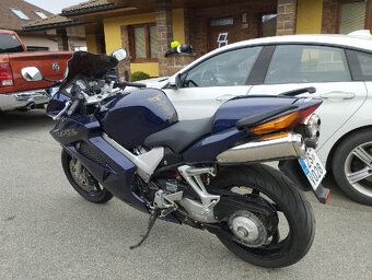Honda VFR 800 VTEC - 6