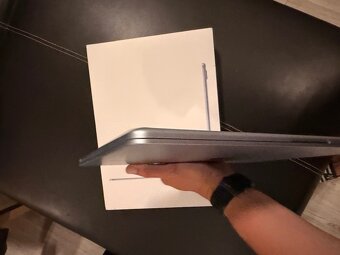 Macbook Air M4 15,3" 16/256GB, sky blue, CZ, záruka 3/27 - 6