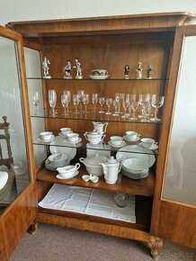 Starožitná vitrína - 6