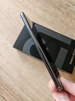 Samsung Galaxy S21 5G 8/128 black - TOP stav - 6