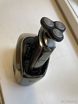 Holící strojek Philips Arcitec - 6