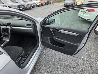 Volkswagen Passat 2.0 TDI 103KW - 6