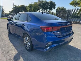 2022 Kia Forte Fe 2.0L FWD - 6