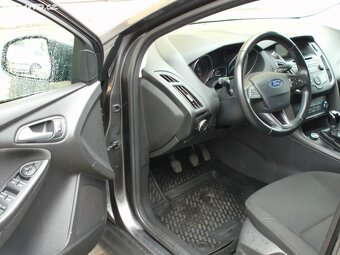 Ford Focus 1,6 16V hatch. parksenzory,BT,nové rozvody - 6