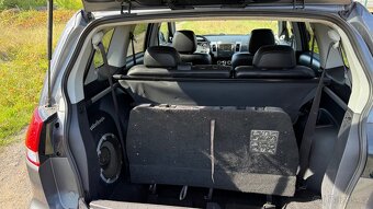 Citroen C-Crosser 2.2 HDI 4x4 7.míst - 6