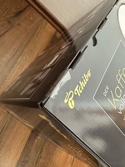 Plnoautomatický kávovar Esperto Latte, antracitový - 6