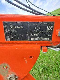 Hrabačka, zhrňovač Kuhn GA6930 - 6