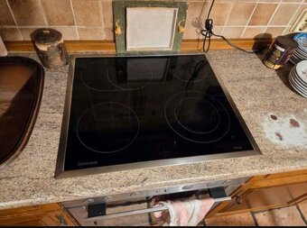 Rustikální linka tmavý dub masiv se spotřebiči,5552 - 6