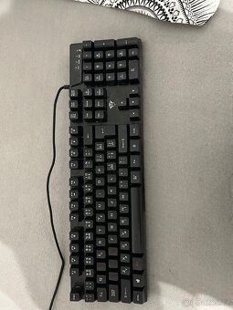 Herní klávesnice - 6