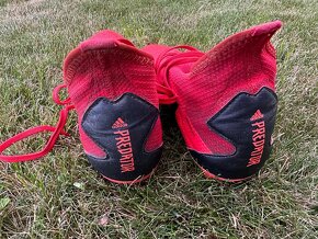 Kopačky Adidas Predator UK8 - 6