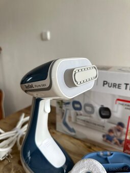 Stojanový napařovač oděvů Tefal Pure Tex DT9530E1 - 6