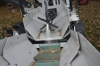 Štípací poloautomat se zvedacím stolem - SPZ - 400V / benzín - 6