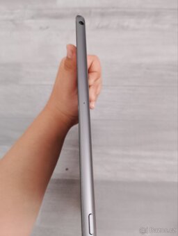 Zánovní iPad, 64GB - 6