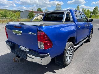 Toyota Hilux 2,4 D 4x4 automat - 6