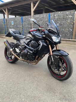 Kawasaki Z750R - 6