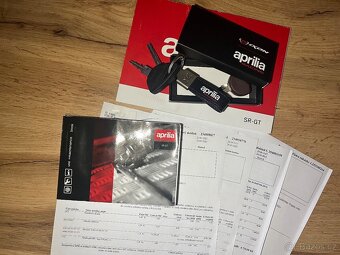 Aprilia SR GT 125 - 6