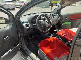 Citroen C2 1.1 44kw rok 2007 - 6
