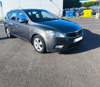 Kia Ceed ED 1.6 CRDi, r.v. 2012 – 195 903 km, STK 06/2026 - 6