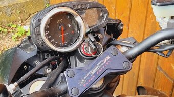 Kawasaki Z750R 2012 - 6