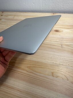 Apple MacBook 12” 2015 256GB Intel Core M 8GB RAM - 6