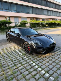 Porsche Panamera Turbo - 6