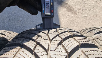 Zimní pneu Continental 195/65/15 - 6