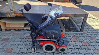 Elektrický polohovací invalidní vozík LEVO - 6