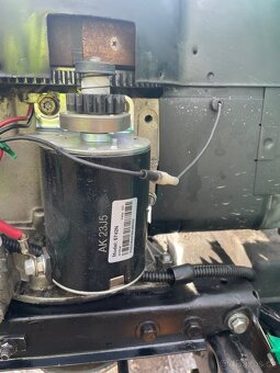 Weed Eater zahradní traktůrek 12 HP, Briggs & Stratton - 6