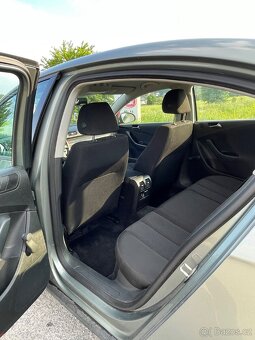 Volkswagen Passat B6 1.9 TDI, r.v. 2007, manuál - 6