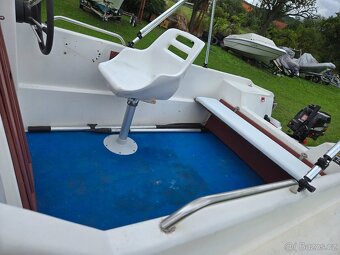 Kajutova lod 5x2m, vlek, motor 5-50, 4 motory - 6