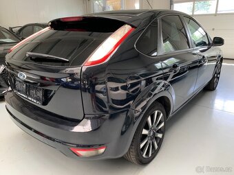 Ford Focus 1,6 16V Duratec Black Magic r.v.2009 ZADÁNO - 6