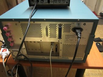 Sony Tektronix 3066 - spektrální analyzátor do 3GHz. - 6