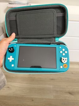Nintendo Switch Lite - 6
