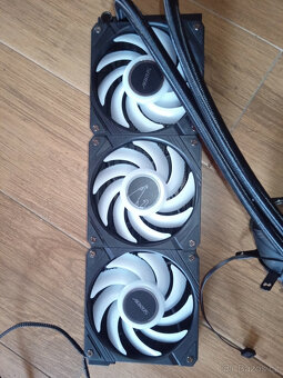 GIGABYTE AORUS WATERFORCE II 360 - 6