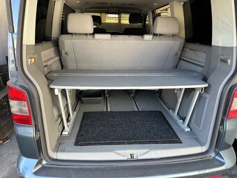 VW Multivan 4x2, 2,5 TD 96 kw,spací lavice,7 míst,tope - 6