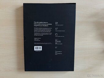 Kožené Sleeve pouzdro pro 13" MacBook Pro/Air černé Woolnut - 6