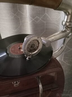 Gramofon s troubou - 6