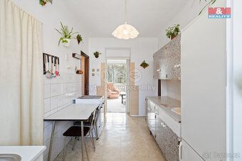 Prodej bytu 4+1, 92 m², Komárov, ul. Nad Oborou - 6
