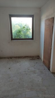 Prodej komerčního objektu v obci Všemyslice - Neznašov - 6