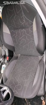 Peugeot 2008, 1.6Hdi, 73kw, BHY, BH02, barva EVL - 6