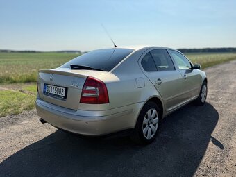 Škoda octavia 2 2.0 fsi 110kw - 6