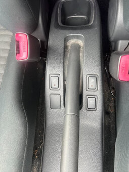 Suzuki sx4 - 6