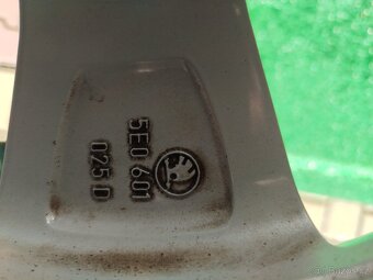 ALU KOLA ŠKODA R17 5 × 112 - LETNÍ PNEU DUNLOP 225/45 R 17 - 6