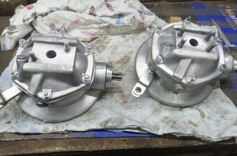 Nové a použité motory převodovky diferenciály Dněpr K750 - 6