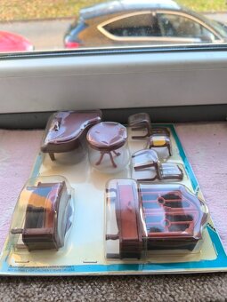 Retro hračky-Nábyteček pro panenky - 6