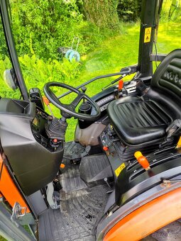 Malotraktor KUBOTA B2650 + nové rozmetadlo WESSEX, STK - 6