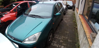 Ford Focus mkI použité díly z tohoto vozu - 6