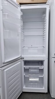 Lednice s mrazákem INDESIT - NO FROST, kombinovaná, - 6