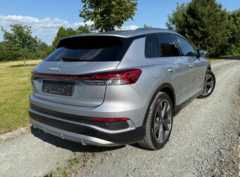 Audi Q4 e-tron 40 S-line – elektro, tažné, 2022, SoH 93% - 6